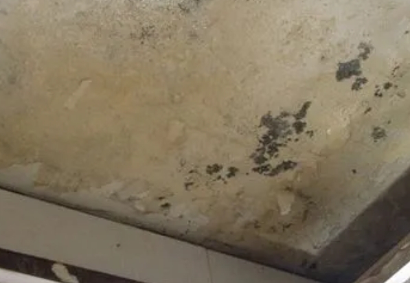 黔南阳台漏水维修公司分享下黔南卫生间渗水维修需要注意哪些问题。